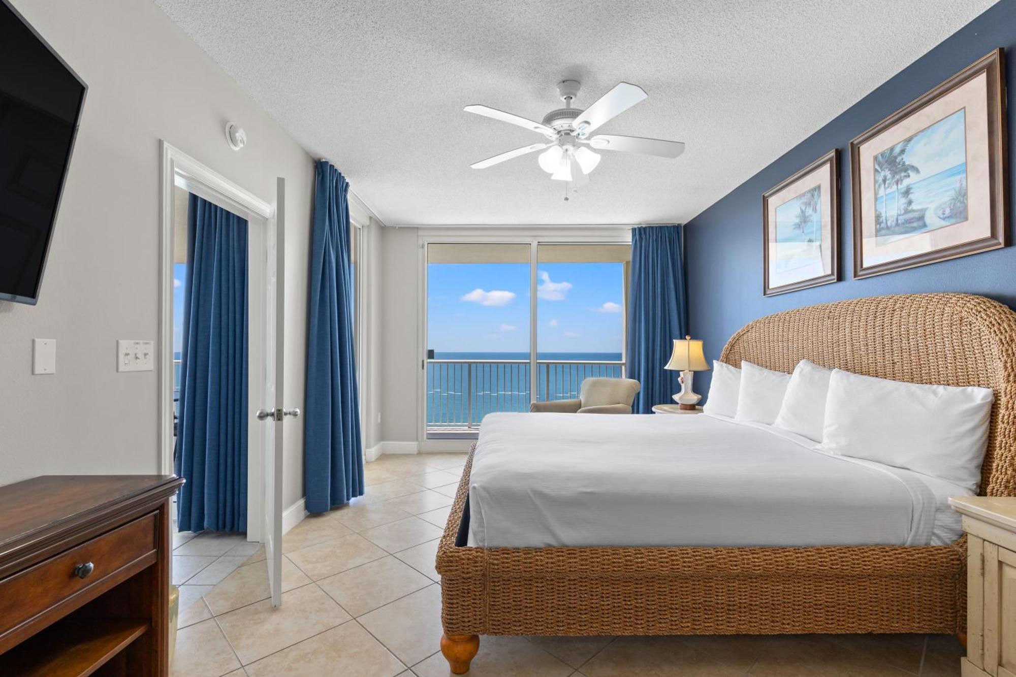 Official Majestic Beach Resort - Over 60 Units - All Ocean Front, Panama City Beach, Fl Стая снимка