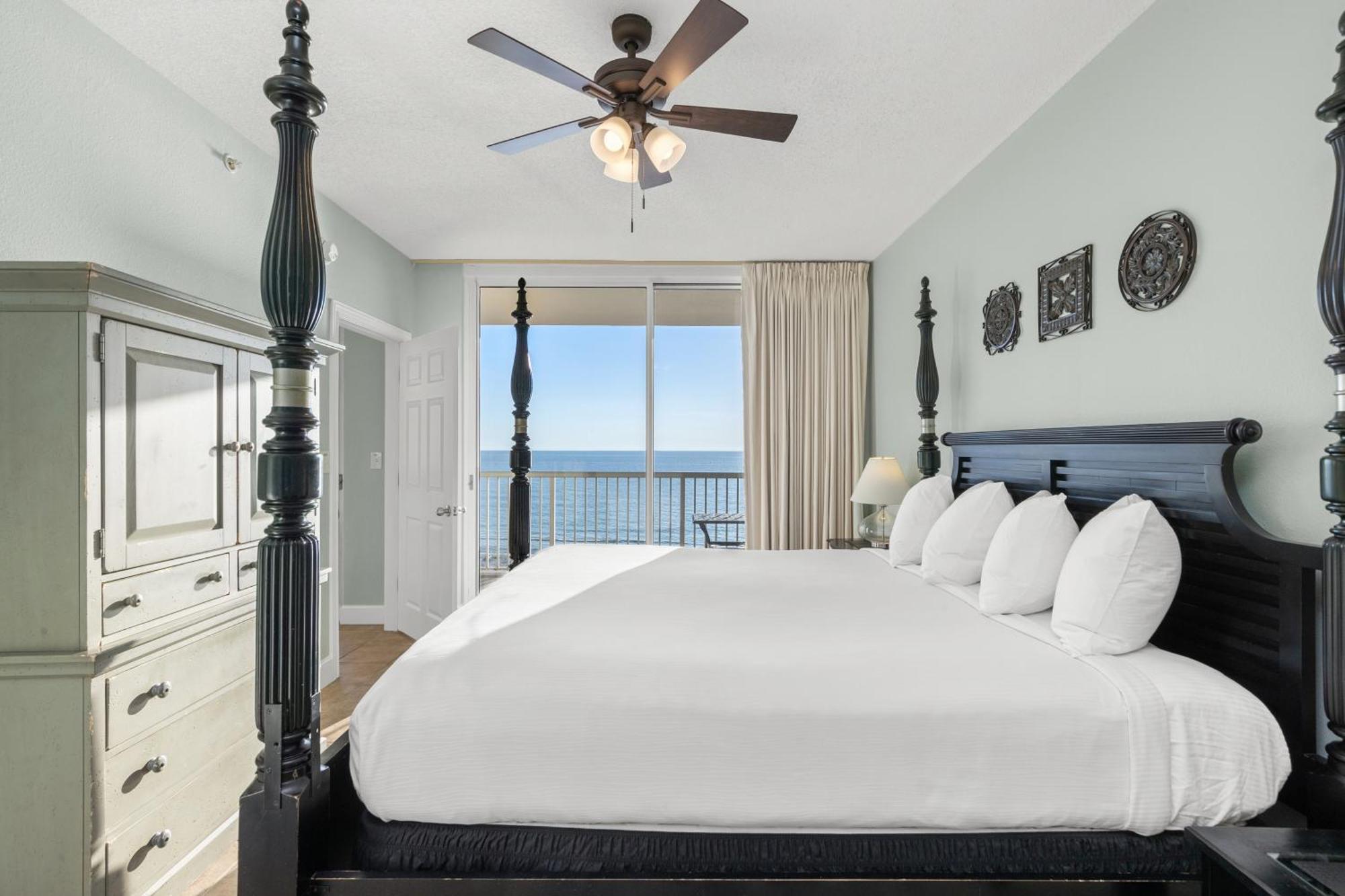 Official Majestic Beach Resort - Over 60 Units - All Ocean Front, Panama City Beach, Fl Екстериор снимка